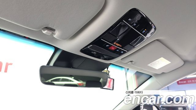 Hyundai Grandeur (GN7) 2,5 Gasoline 2WD Premium 2024 — фото 16