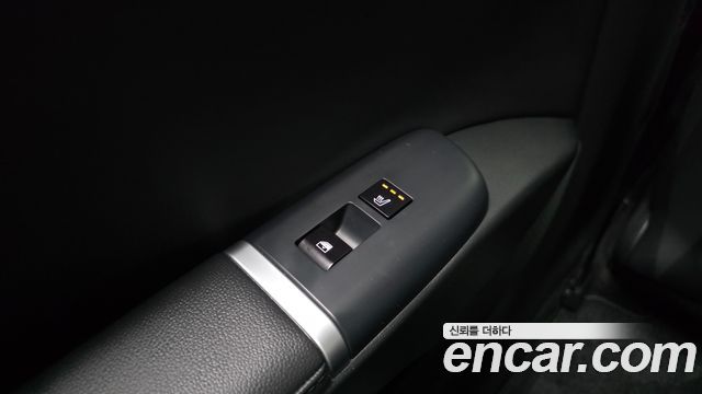 Hyundai Grandeur (GN7) 2,5 Gasoline 2WD Premium 2024 — фото 19