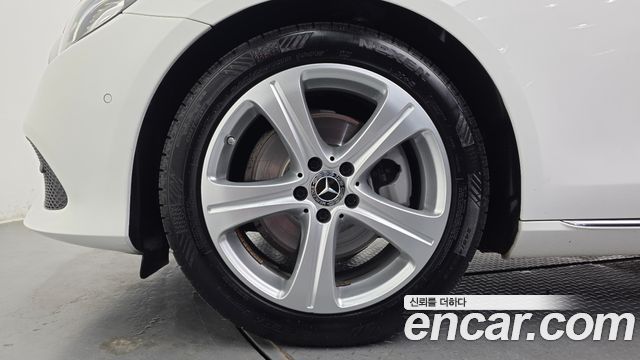 Mercedes-Benz E-Class (W213) E200 Avantgarde 2018 — фото 5