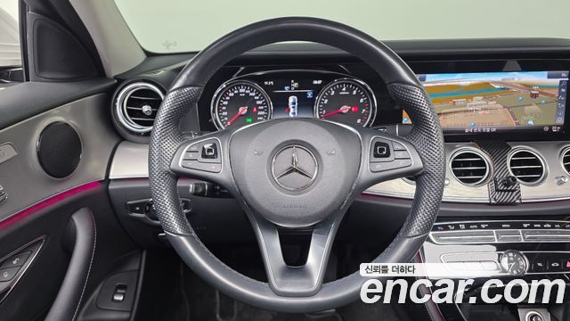 Mercedes-Benz E-Class (W213) E200 Avantgarde 2018 — фото 13