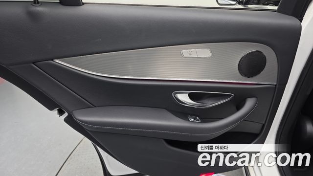 Mercedes-Benz E-Class (W213) E200 Avantgarde 2018 — фото 25
