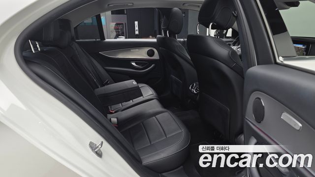 Mercedes-Benz E-Class (W213) E200 Avantgarde 2018 — фото 26