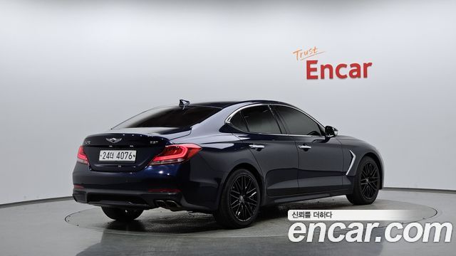 Genesis G70 2.0T Supreme 2018 — фото 2