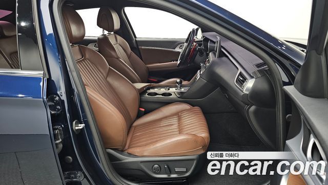 Genesis G70 2.0T Supreme 2018 — фото 11