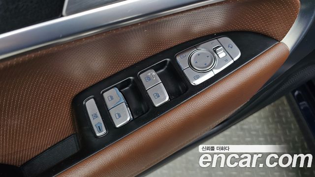 Genesis G70 2.0T Supreme 2018 — фото 20