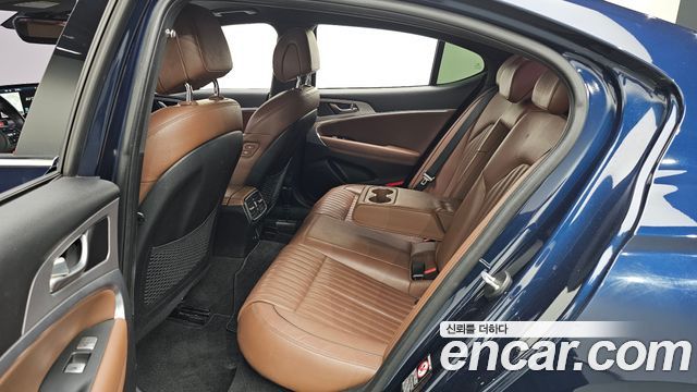 Genesis G70 2.0T Supreme 2018 — фото 26