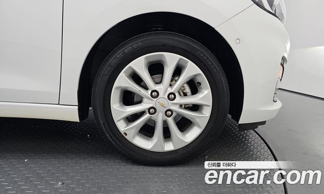Chevrolet Spark Premier 2019 — фото 21