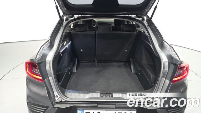 Renault Korea XM3 1.6 GTe SE 2022 — фото 20