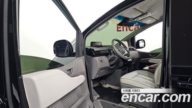 Hyundai Staria 4WD Lounge 9-Seater Inspiration 2022 — фото 10