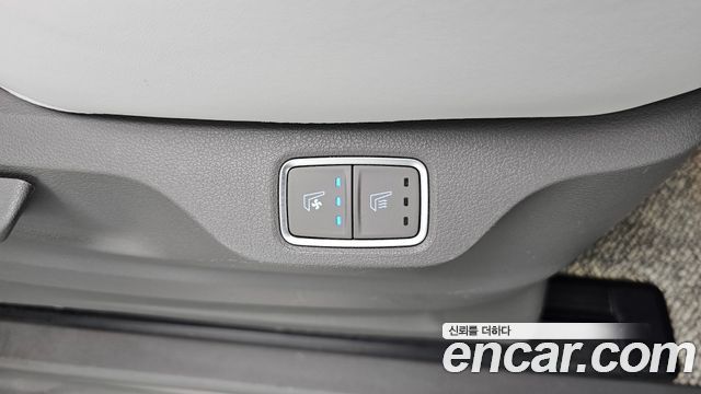Hyundai Staria 4WD Lounge 9-Seater Inspiration 2022 — фото 29