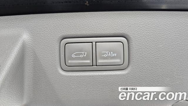Hyundai Staria 4WD Lounge 9-Seater Inspiration 2022 — фото 30