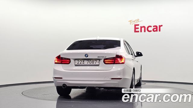 BMW 3 Series (F30) 320d 2012 — фото 4