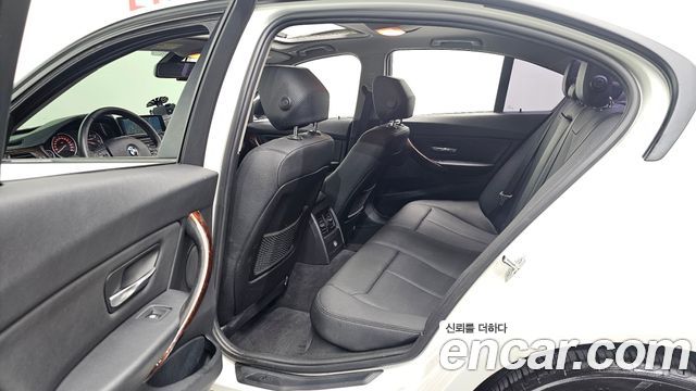 BMW 3 Series (F30) 320d 2012 — фото 11