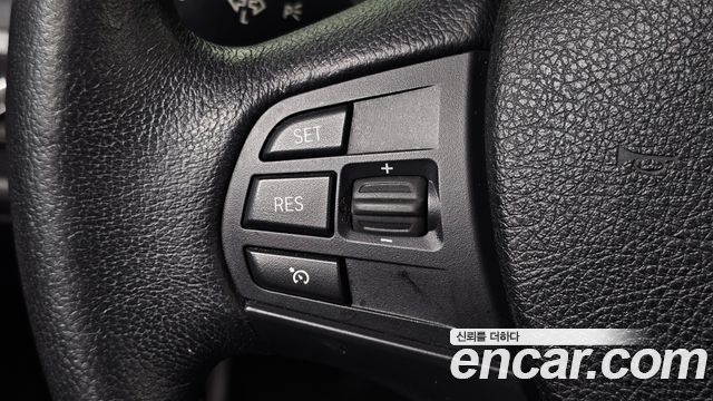 BMW 3 Series (F30) 320d 2012 — фото 17