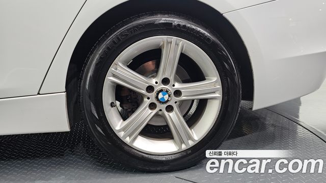 BMW 3 Series (F30) 320d 2012 — фото 21