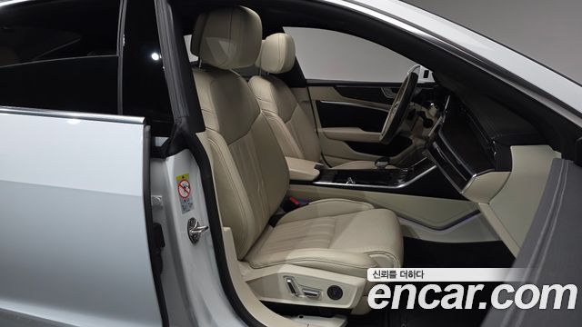 Audi A7 (4K) 55 TFSI Quattro Premium 2020 — фото 11