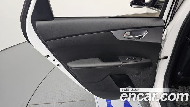 Kia K3 (II) 1.6 Prestige 2022 — фото 25