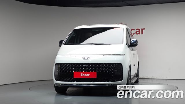Hyundai Staria 4WD Lounge 9-Seater Inspiration 2025 — фото 3