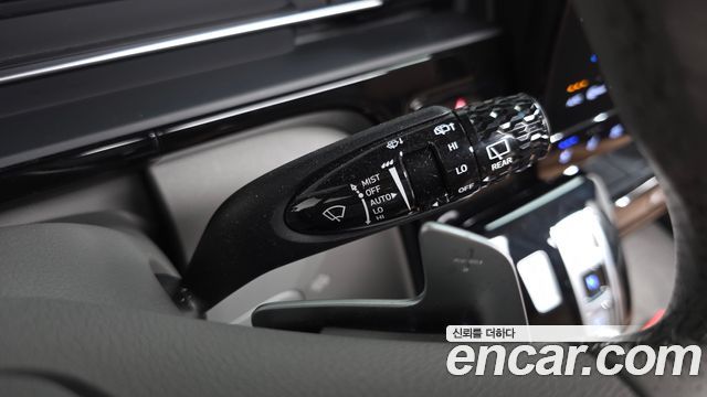 Hyundai Staria 4WD Lounge 9-Seater Inspiration 2025 — фото 39