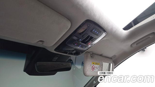 Hyundai Staria 4WD Lounge 9-Seater Inspiration 2025 — фото 42
