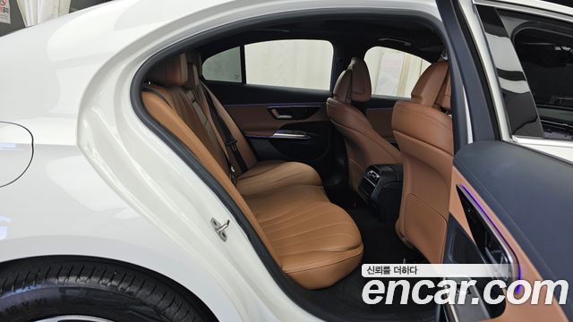 Mercedes-Benz E-Class (W214) E200 Avantgarde 2026 — фото 12