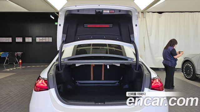 Mercedes-Benz E-Class (W214) E200 Avantgarde 2026 — фото 20