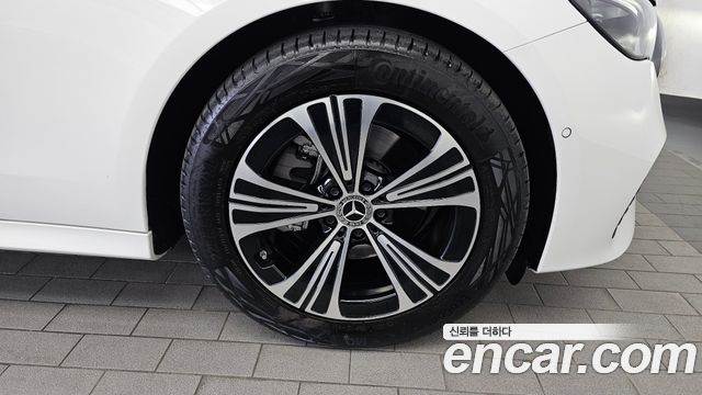 Mercedes-Benz E-Class (W214) E200 Avantgarde 2026 — фото 21