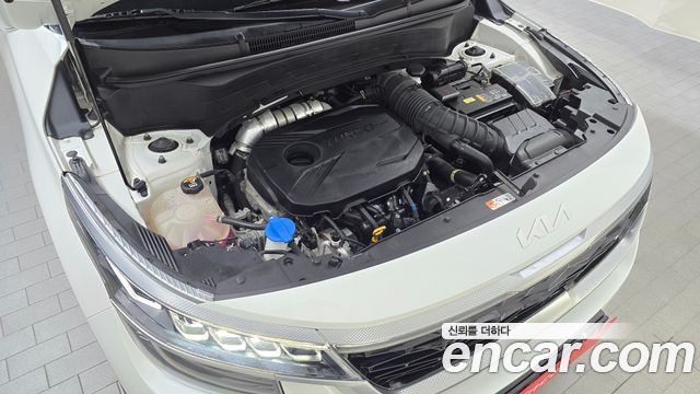 Kia Seltos Gasoline 1.6 Turbo 2WD Signature 2023 — фото 6