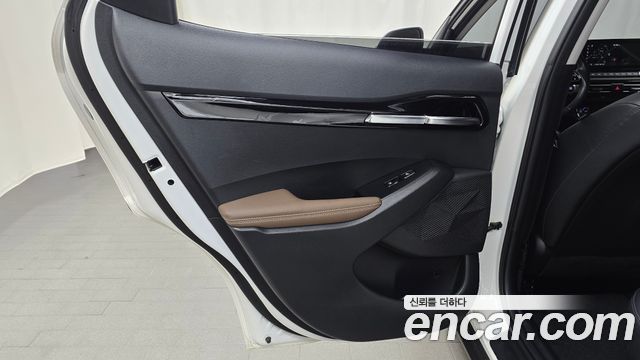 Kia Seltos Gasoline 1.6 Turbo 2WD Signature 2023 — фото 25