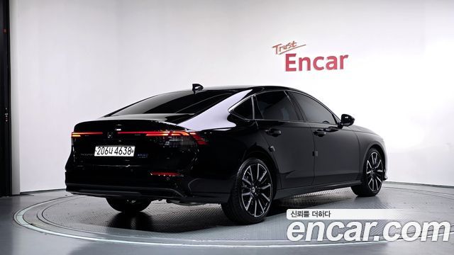 Honda Accord (XI) 2.0 Hybrid Touring 2024 — фото 2