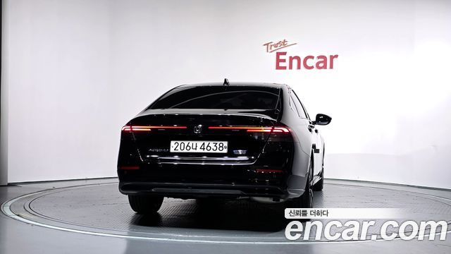 Honda Accord (XI) 2.0 Hybrid Touring 2024 — фото 4