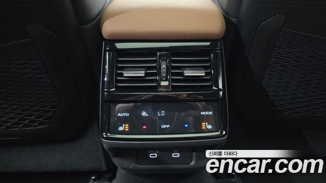 Renault Korea Filante 1.5 E-Tech Iconic 2WD 2027 — фото 21