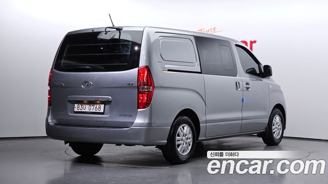 Hyundai Grand Starex Van 5-Seater Smart 2021 — фото 2