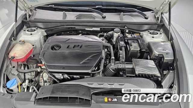 Hyundai Sonata The Edge (DN8) 2.0 LPG(Taxi) Mobility 2025 — фото 6