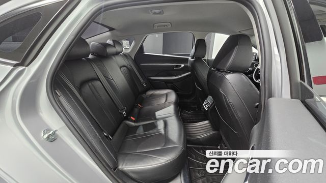 Hyundai Sonata The Edge (DN8) 2.0 LPG(Taxi) Mobility 2025 — фото 12