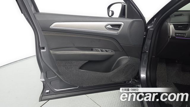 Renault Korea Arkana 1.6 E-TECH Iconic 2025 — фото 30