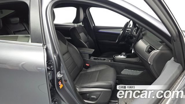 Renault Korea Arkana 1.6 E-TECH Iconic 2025 — фото 32