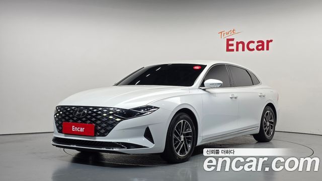 Hyundai Grandeur (IG) 3.0 LPi Rent Car Modern