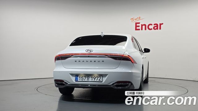 Hyundai Grandeur (IG) 3.0 LPi Rent Car Modern 2021 — фото 4