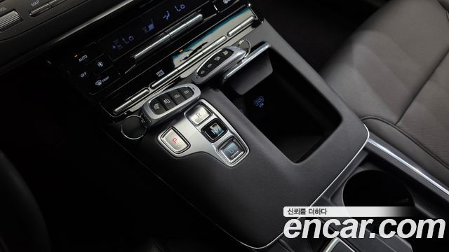 Hyundai Grandeur (IG) 3.0 LPi Rent Car Modern 2021 — фото 9