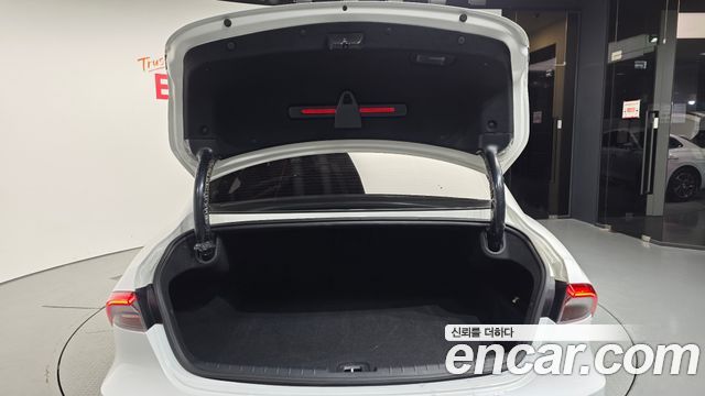 Hyundai Grandeur (IG) 3.0 LPi Rent Car Modern 2021 — фото 20