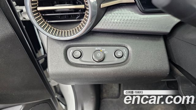 Chevrolet Trax Crossover 1.2 ACTIV 2024 — фото 27