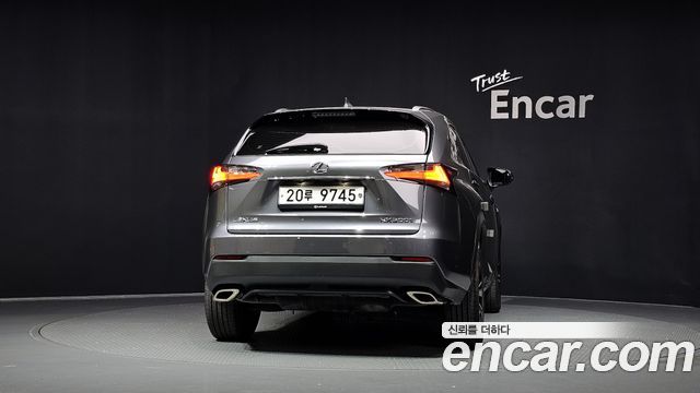Lexus NX200t F-Sport 2015 — фото 4