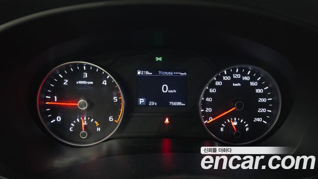 Kia Sportage The Bold Diesel 2.0 4WD Prestige 2019 — фото 8