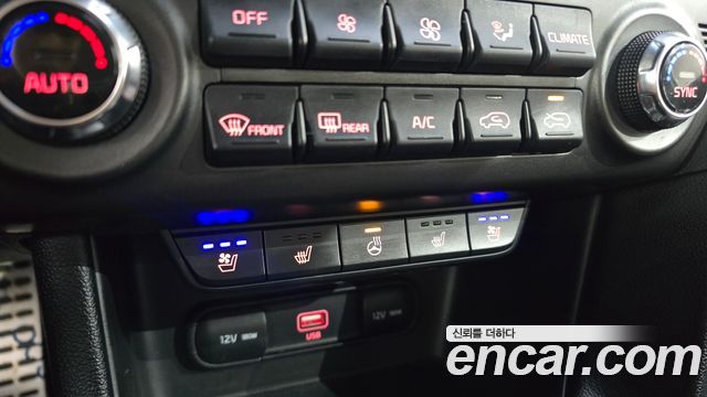 Kia Sportage The Bold Diesel 2.0 4WD Prestige 2019 — фото 16