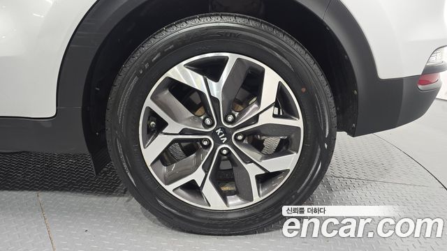 Kia Sportage The Bold Diesel 2.0 4WD Prestige 2019 — фото 21