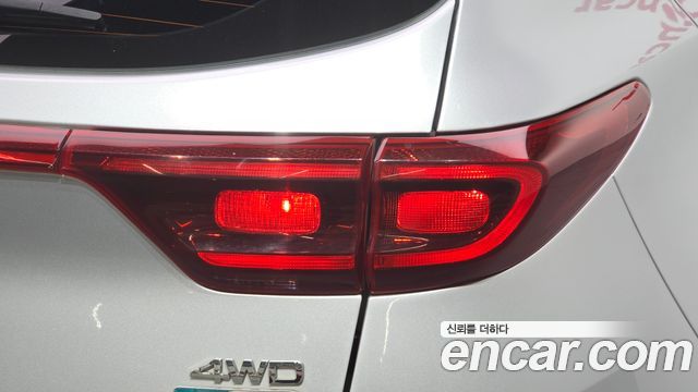 Kia Sportage The Bold Diesel 2.0 4WD Prestige 2019 — фото 23