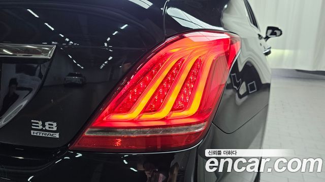 Genesis EQ900 3.8 GDI AWD Premium Luxury 2016 — фото 23