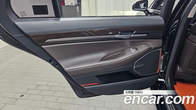 Genesis EQ900 3.8 GDI AWD Premium Luxury 2016 — фото 25