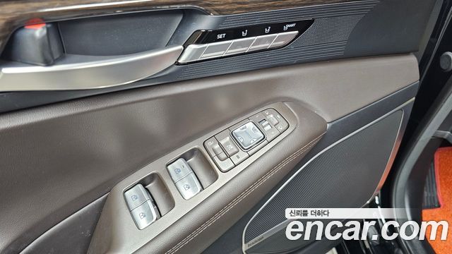 Genesis EQ900 3.8 GDI AWD Premium Luxury 2016 — фото 29